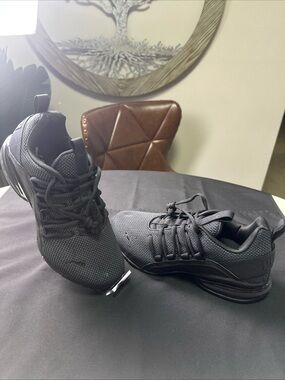 Puma Men's Black Athletic Sneakers - Comfortable Lightweight Trainer
